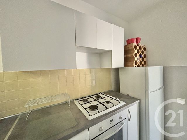 Appartement F2 &agrave; louer - 2 pi&egrave;ces - 53,29 m2 - Menton - 06 - PROVENCE-ALPES-COTE-D-AZUR