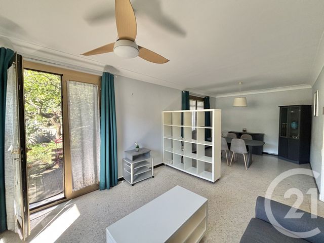 Appartement F2 &agrave; louer - 2 pi&egrave;ces - 53,29 m2 - Menton - 06 - PROVENCE-ALPES-COTE-D-AZUR