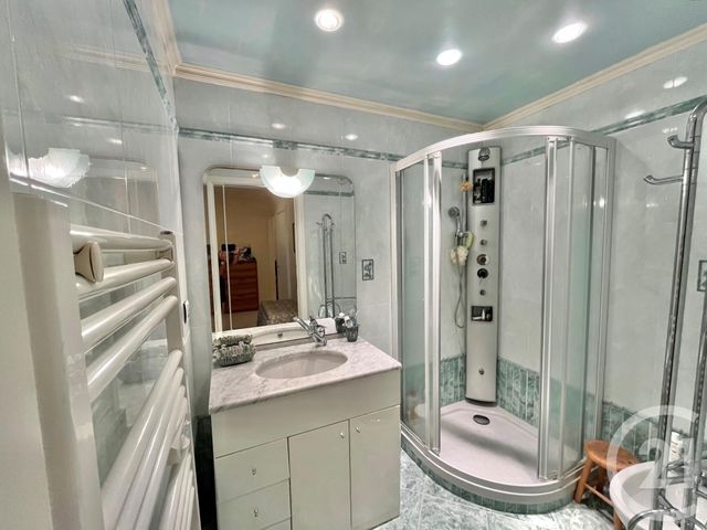 Appartement F3 à vendre - 3 pièces - 64,58 m2 - Menton - 06 - PROVENCE-ALPES-COTE-D-AZUR