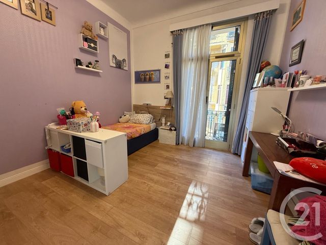 Appartement T4 &agrave; vendre - 4 pi&egrave;ces - 70,50 m2 - Menton - 06 - PROVENCE-ALPES-COTE-D-AZUR