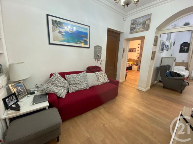 Appartement T4 à vendre - 4 pièces - 70,50 m2 - Menton - 06 - PROVENCE-ALPES-COTE-D-AZUR