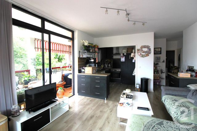 Appartement F3 à vendre - 3 pièces - 52,73 m2 - Menton - 06 - PROVENCE-ALPES-COTE-D-AZUR