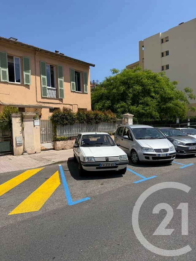 Appartement F2 bis à vendre - 3 pièces - 60,03 m2 - Menton - 06 - PROVENCE-ALPES-COTE-D-AZUR
