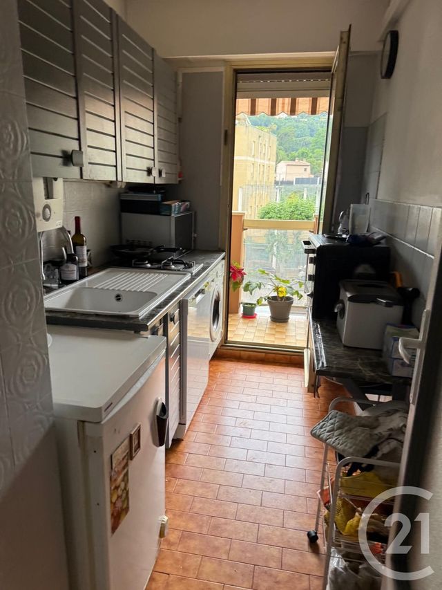 Afficher la photo en grand Appartement F2 à vendre - 2 pièces - 42 m2 - Menton - 06 - PROVENCE-ALPES-COTE-D-AZUR