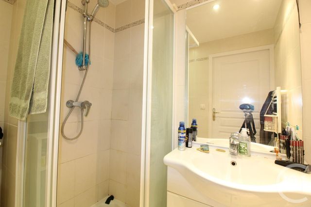 Afficher la photo en grand Appartement F2 à vendre - 2 pièces - 52,25 m2 - Menton - 06 - PROVENCE-ALPES-COTE-D-AZUR