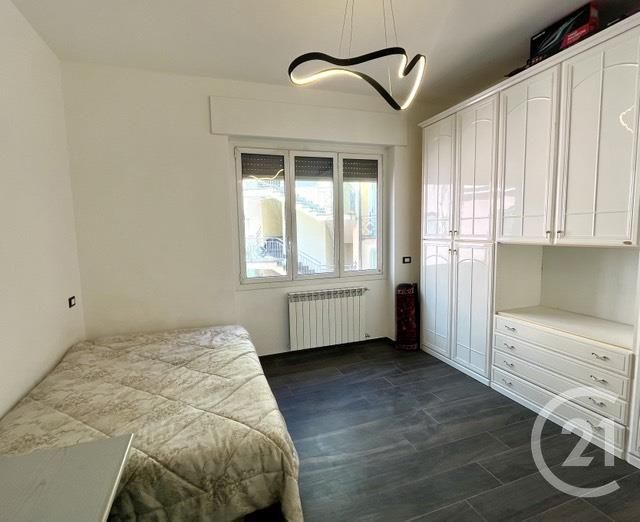 Afficher la photo en grand Appartement F4 à vendre - 4 pièces - 98 m2 - Menton - 06 - PROVENCE-ALPES-COTE-D-AZUR