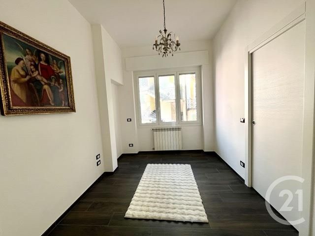 Afficher la photo en grand Appartement F4 à vendre - 4 pièces - 98 m2 - Menton - 06 - PROVENCE-ALPES-COTE-D-AZUR