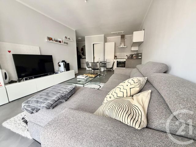 Afficher la photo en grand Appartement F2 à vendre - 2 pièces - 46,06 m2 - Roquebrune Cap Martin - 06 - PROVENCE-ALPES-COTE-D-AZUR