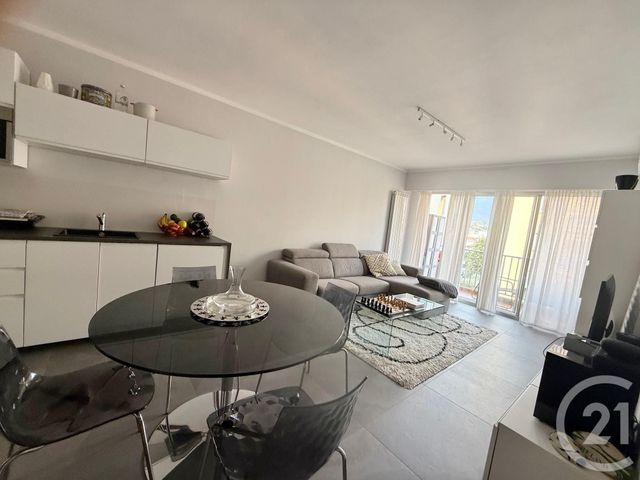 Afficher la photo en grand Appartement F2 à vendre - 2 pièces - 46,06 m2 - Roquebrune Cap Martin - 06 - PROVENCE-ALPES-COTE-D-AZUR