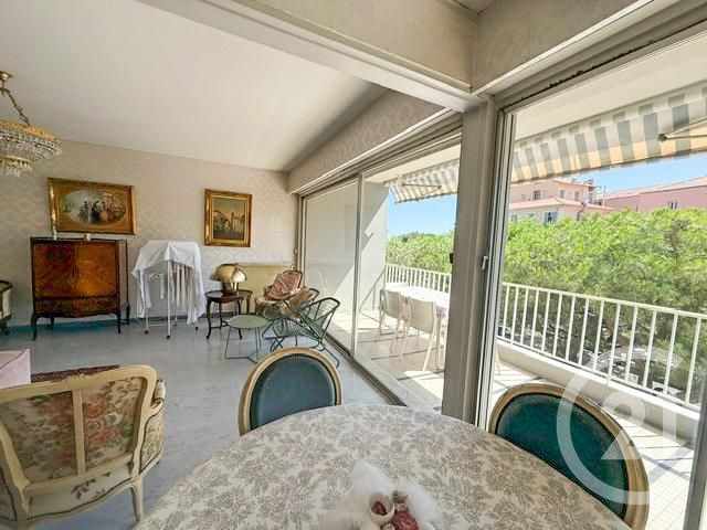 Appartement F3 à vendre - 3 pièces - 74 m2 - Menton - 06 - PROVENCE-ALPES-COTE-D-AZUR