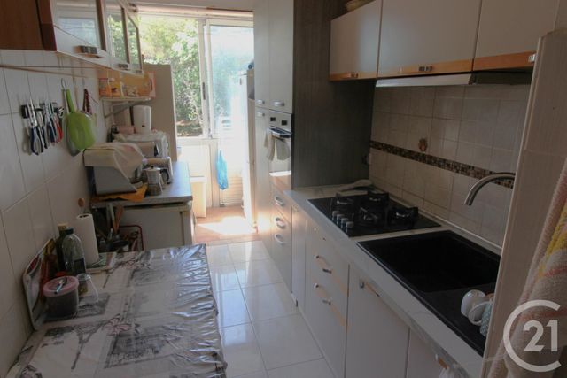 Appartement T3 à vendre - 3 pièces - 55,64 m2 - Menton - 06 - PROVENCE-ALPES-COTE-D-AZUR