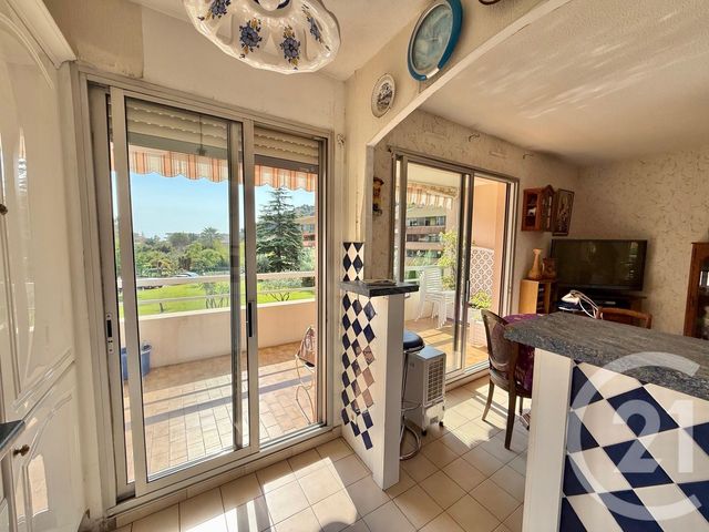 Appartement F1 à vendre - 1 pièce - 35 m2 - Menton - 06 - PROVENCE-ALPES-COTE-D-AZUR