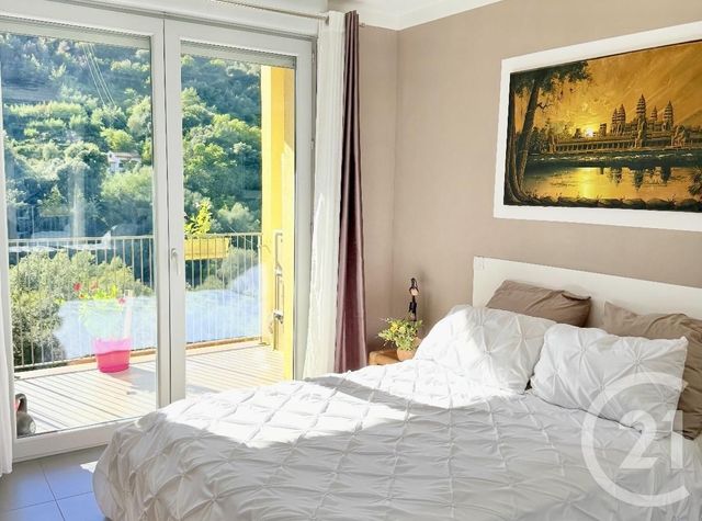 Appartement F4 à vendre - 4 pièces - 92,32 m2 - Menton - 06 - PROVENCE-ALPES-COTE-D-AZUR