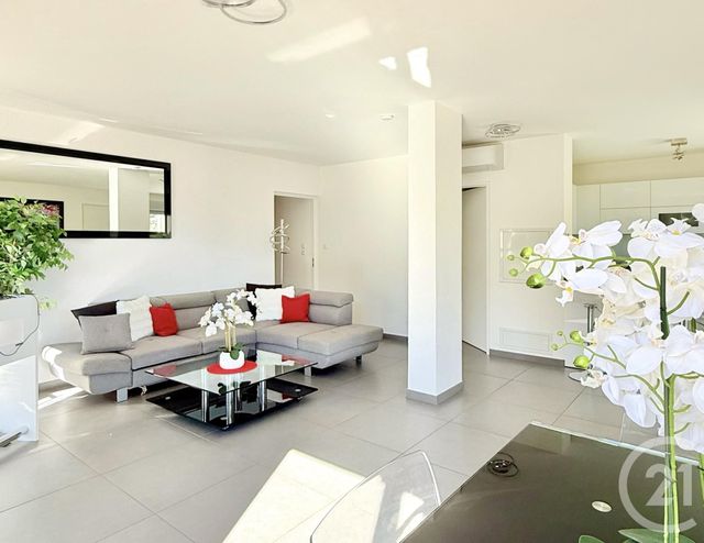 Appartement F4 à vendre - 4 pièces - 92,32 m2 - Menton - 06 - PROVENCE-ALPES-COTE-D-AZUR