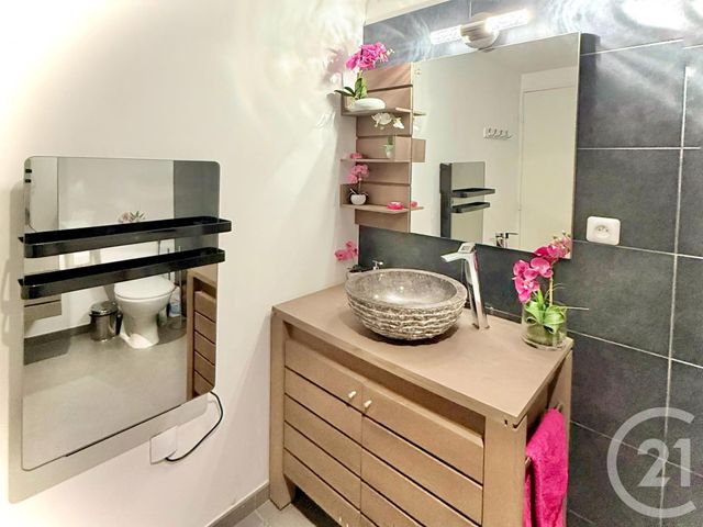 Appartement F4 à vendre - 4 pièces - 92,32 m2 - Menton - 06 - PROVENCE-ALPES-COTE-D-AZUR