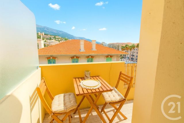 Afficher la photo en grand Appartement Studio à vendre - 1 pièce - 32,40 m2 - Menton - 06 - PROVENCE-ALPES-COTE-D-AZUR