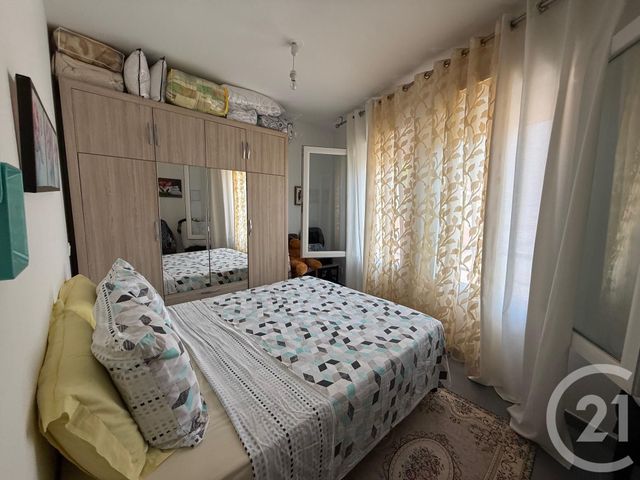 Afficher la photo en grand Appartement T3 à vendre - 2 pièces - 52,07 m2 - Menton - 06 - PROVENCE-ALPES-COTE-D-AZUR