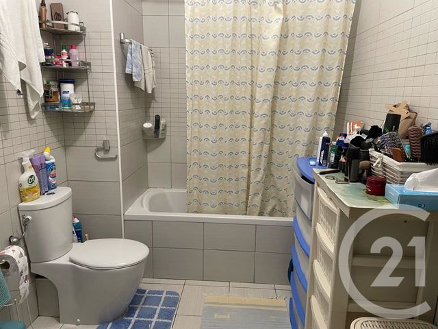 Afficher la photo en grand Appartement T3 à vendre - 2 pièces - 52,07 m2 - Menton - 06 - PROVENCE-ALPES-COTE-D-AZUR