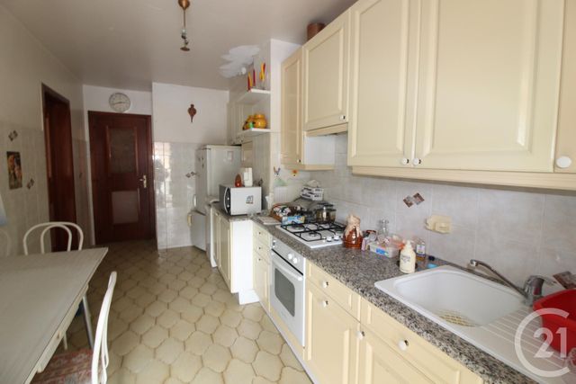 Afficher la photo en grand Appartement F4 à vendre - 4 pièces - 103 m2 - Menton - 06 - PROVENCE-ALPES-COTE-D-AZUR