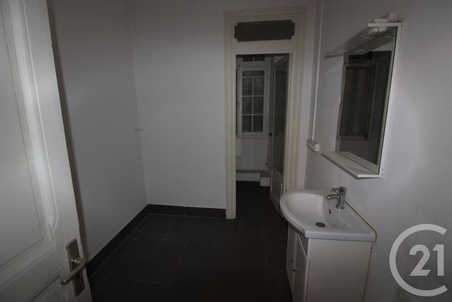 Appartement Local &agrave; vendre - 1 pi&egrave;ce - 55,67 m2 - Menton - 06 - PROVENCE-ALPES-COTE-D-AZUR