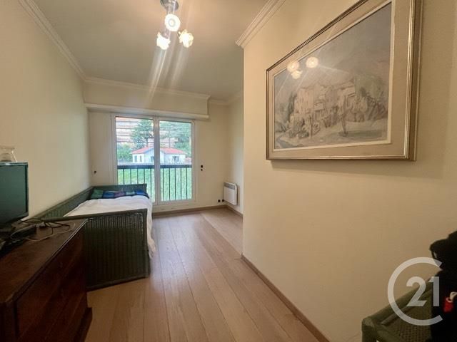 Appartement F4 à vendre - 4 pièces - 94,46 m2 - Menton - 06 - PROVENCE-ALPES-COTE-D-AZUR