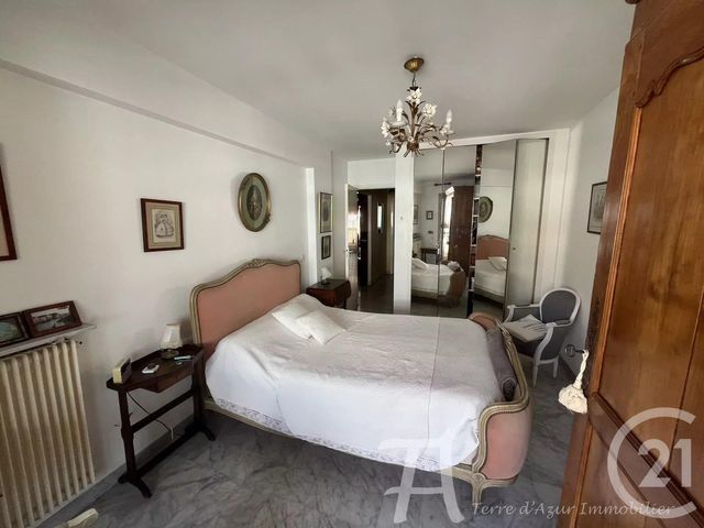 Appartement F3 à vendre - 3 pièces - 66,40 m2 - Menton - 06 - PROVENCE-ALPES-COTE-D-AZUR