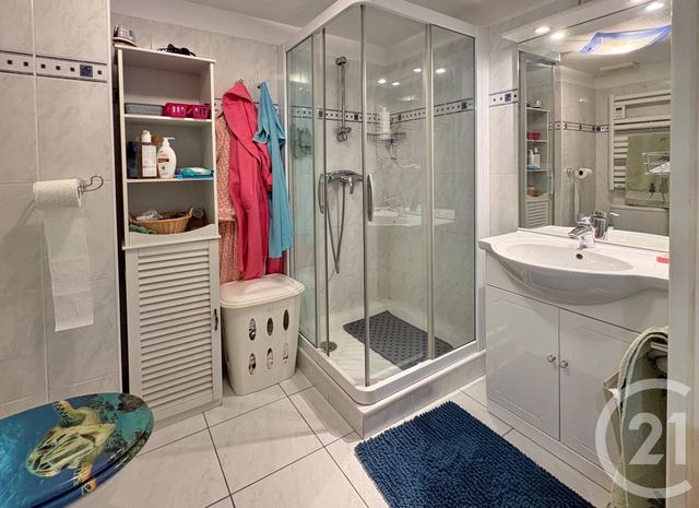 Appartement &agrave; vendre - 3 pi&egrave;ces - 60,89 m2 - Menton - 06 - PROVENCE-ALPES-COTE-D-AZUR