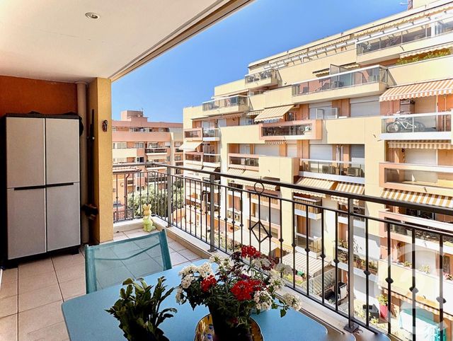 Appartement &agrave; vendre - 3 pi&egrave;ces - 60,89 m2 - Menton - 06 - PROVENCE-ALPES-COTE-D-AZUR