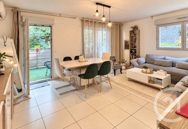 Appartement F4 &agrave; vendre - 4 pi&egrave;ces - 79,42 m2 - Menton - 06 - PROVENCE-ALPES-COTE-D-AZUR