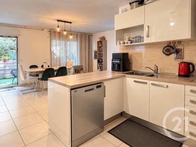 Appartement F4 &agrave; vendre - 4 pi&egrave;ces - 79,42 m2 - Menton - 06 - PROVENCE-ALPES-COTE-D-AZUR