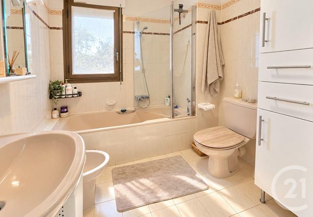 Appartement F3 &agrave; vendre - 3 pi&egrave;ces - 67,75 m2 - Menton - 06 - PROVENCE-ALPES-COTE-D-AZUR