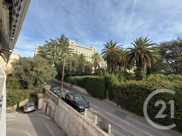 Appartement F2 &agrave; vendre - 2 pi&egrave;ces - 45,45 m2 - Menton - 06 - PROVENCE-ALPES-COTE-D-AZUR